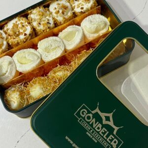 Gönbeler Karışık Kaymaklı Lokum Pencereli Teneke Premium Kutu